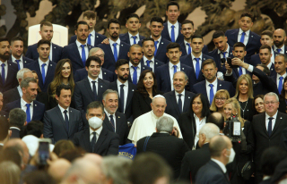 El Papa Francisco recibe en el Vaticano a la SD Ponferradina