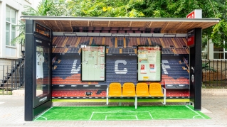 Valencia CF and PUMA transform the city’s bus shelters into replicas of Mestalla to promote the 2023/24 kits